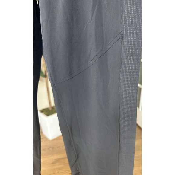 Outdoor Voices Track Pants Women XS Black Joggers Lightweight Nylon Spandex New - Picture 3 of 10